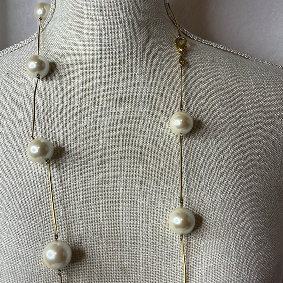 CAROLEE LONG LINK PEARL NECKLACE - Picture 2 of 9
